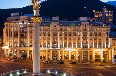 هتل کورت یارد بای ماریوت تبلیسی تفلیس